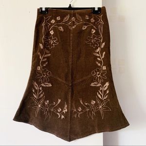 Vintage corduroy embroidered skirt